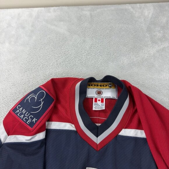 Koho Vancouver Canucks Hockey Jersey Youth Size L/XL - Picture 4 of 15
